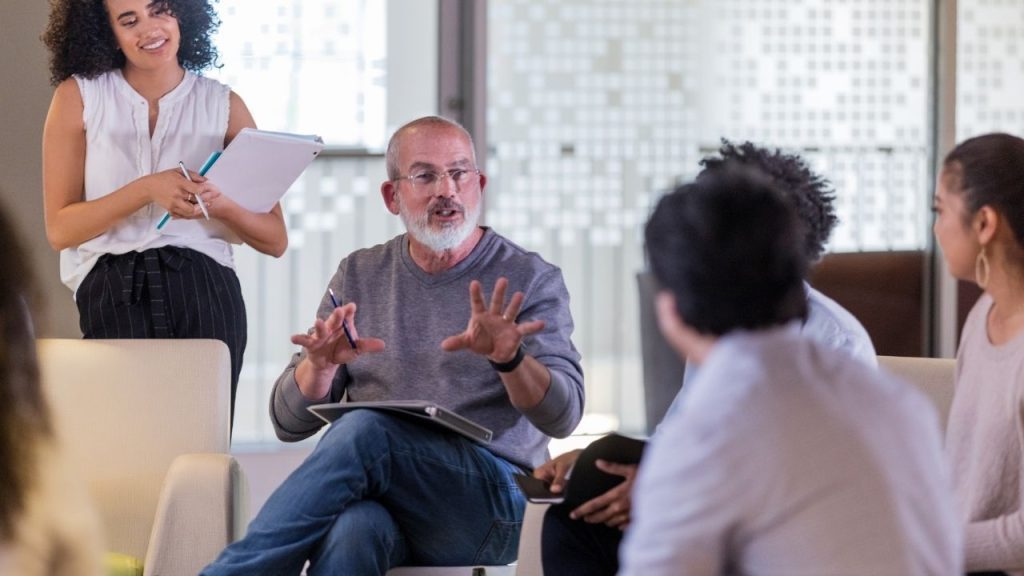 How Strong Leaders Manage Organizational Change Successfully