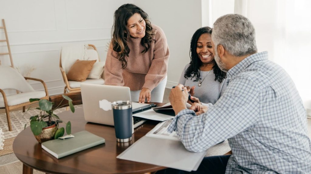 What are the Benefits of Using an HR Portal